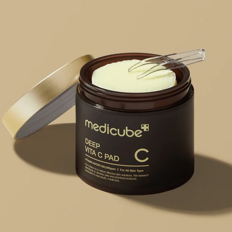 MEDICUBE Deep Vita C Pads Exfoliants Éclat & Anti-taches – Image 2